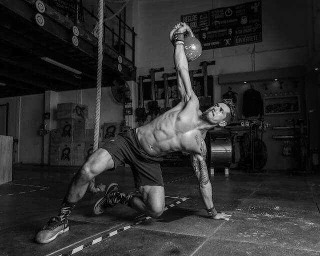 crossfit blessure à l'épaule kiné paris carea