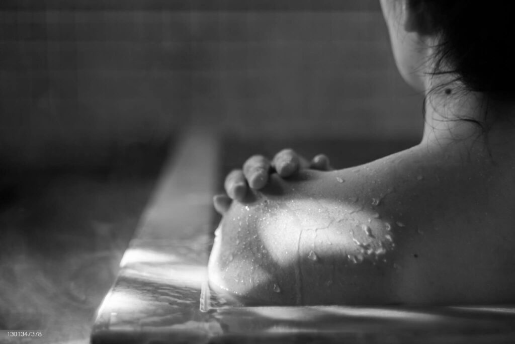 Balnéothérapie Épaule ᐅ Douleurs épaule ᐅ CAREA Kiné Sport Paris