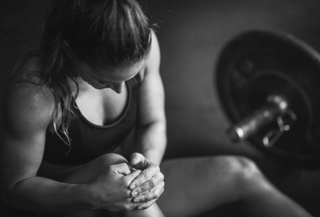 Douleur genou crossfit fitness syndrome fémoro patellaire syndrome rotulien kiné sport à Paris CAREA