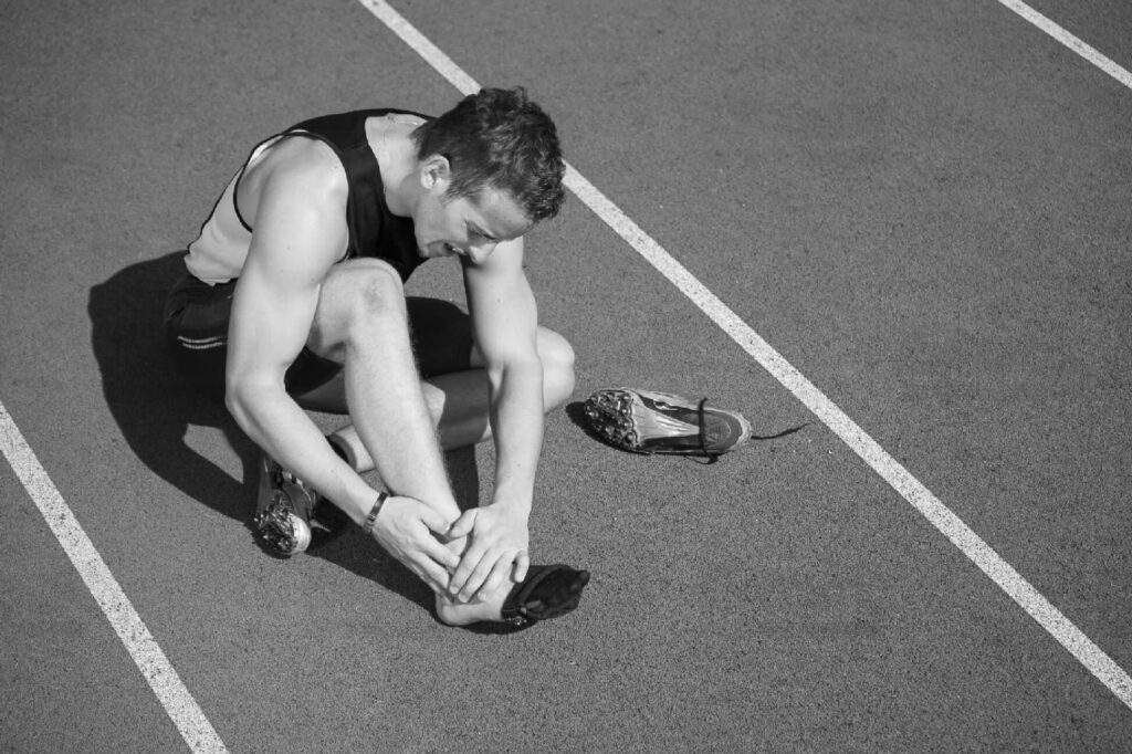 Entorse causes et traitements - CAREA Kiné sport Paris