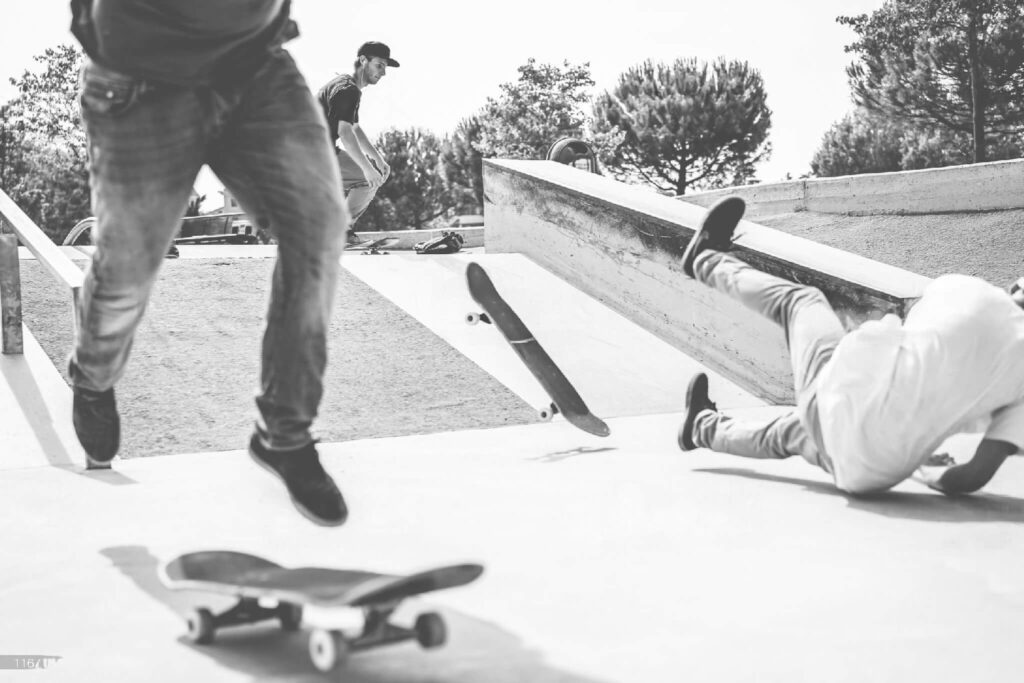 Entorse du poignet chute skateboard kiné du sport paris