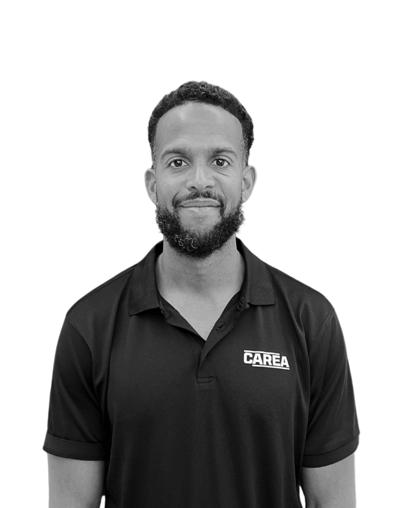 Mickael EGWURUBE Kiné sport Paris 8 cabinet kinésithérapie du sport préparateur mental